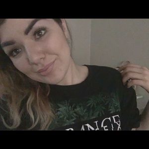 Meet your Posher, M fernanda